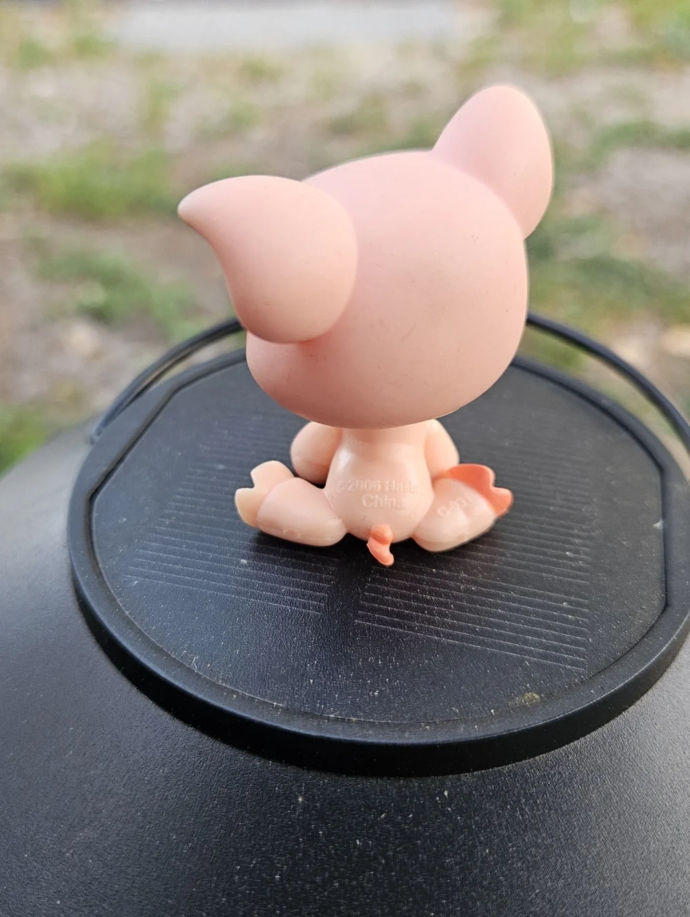 Little Pet Shop LPS Pink Pig Teal Blue Eyes Patch  #926 Hasbro